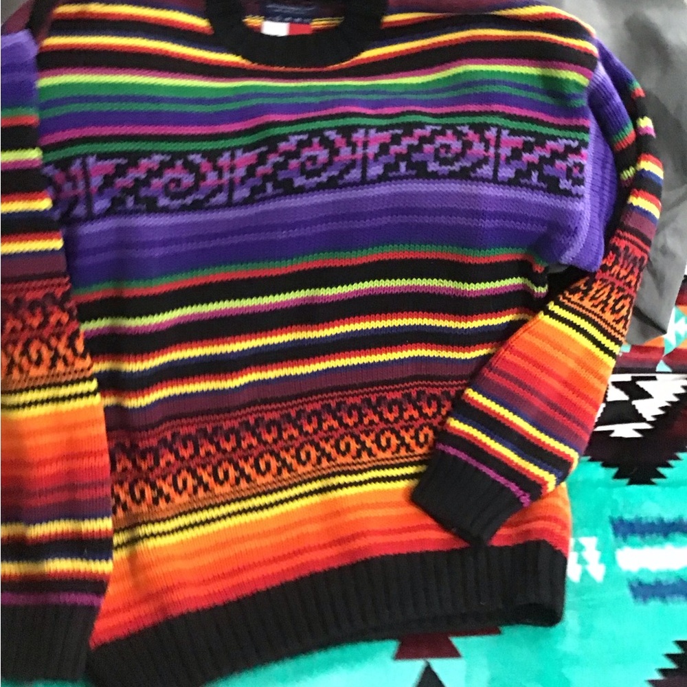 Tommy Hilfiger Color Block Cotton Sweater.
